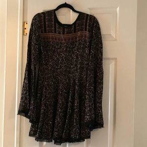 Bell sleeve dress